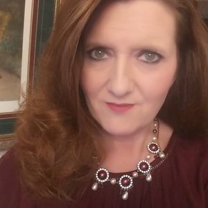 Meet your Posher, Mechelle